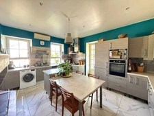 Maison en pierre avec appartement attenant à SAINT PEY DE CASTETS (33)