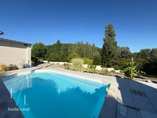 Maison en pierre 4 chambres avec dépendances et piscine à SAINT VINCENT DE PERTIGNAS (33)