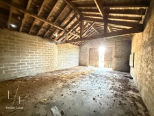 Maison en pierre à rénover vue dégagée plein sud PELLEGRUE (33)
