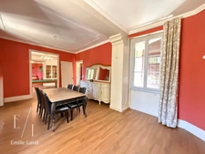 Maison atypique de 9 chambres et 6 salles de bain à Pineuilh 33