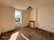 Maison en pierre à rénover vue dégagée plein sud PELLEGRUE (33)