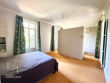 Maison atypique de 9 chambres et 6 salles de bain à Pineuilh 33