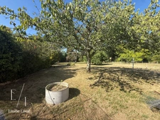 Maison avec dépendance, cave à vin et terrain clos de 1 737 m² à Pineuilh (33)