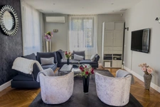 Maison à vendre 7 pièces BRON (69)