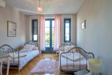 House for sale, 7 rooms, BRON (69)