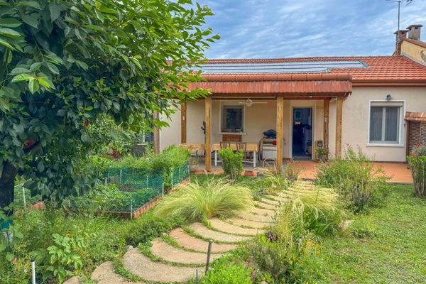 Maison de plain-pied à vendre 5 pièces VENISSIEUX (69)