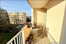Appartement à vendre 3 pièces BRON (69)