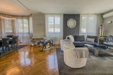Maison à vendre 7 pièces BRON (69)