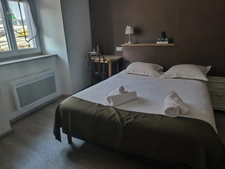 Murs d'un hôtel-restaurant à vendre UZERCHE (19)