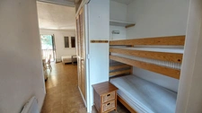 Peaceful Studio Apartment with Terrace, Just Steps from Maubuisson Town Centre and the Lake