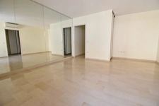 Appartement à vendre 2 pièces dernier étage.