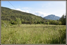 Bastide provençale à quelques pas du lac de Castillon et proche de Castellane. 