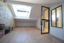 Appartement à vendre 2 pièces dernier étage.