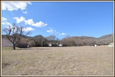  CASTELLANE terrain plat à bâtir avec permis valide pour villa et hangar  Vidéo disponible