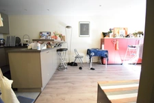 Immeuble et Usine à  VITRY SUR SEINE (94) Grosse rentabilité Visite du site le 13 Octobre matin uniquement.