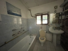 PEGOMAS - Detached house to be rebuilt, 4 rooms, 100 m², to renovate on 1156 m² of land 