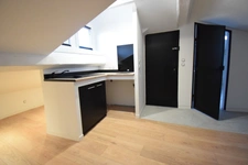 Appartement à vendre 2 pièces dernier étage.