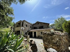 PEGOMAS - Detached house to be rebuilt, 4 rooms, 100 m², to renovate on 1156 m² of land 