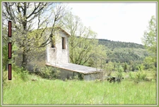 Bastide provençale à quelques pas du lac de Castillon et proche de Castellane. 