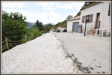 Immeuble à vendre DEMANDOLX Gorges du Verdon plusieurs appartements 