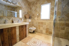 Peyroules property: Villa with indoor pool and outbuildings, high profitability.