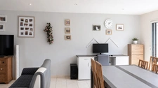 EXCLUSIVITÉ – Maison contemporaine 106 m² à Saint-Lunaire – DPE A – Suite parentale – À pied des plages