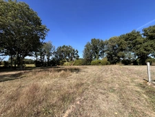 Terrain constructible de 983 m² au Trévoux (29380)