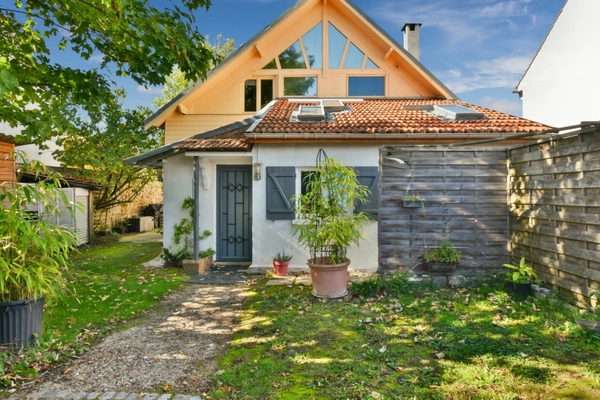 Maison à vendre 6 pièces BALLAINVILLIERS (91) sur beau terrain arboré de 868m²