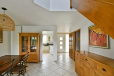 Ballainvilliers - À vendre maison 8 pièces, 3 chambres au RDC +2 chambres au 1er étage - Séjour ouvert sur terrain 810m²