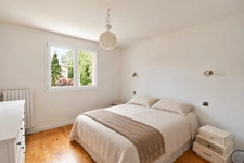 Maison 5 pièces Epinay sur Orge - véranda - sous-sol total - grand garage de 25m² - dépendance dans le  jardin 
