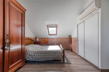 Elégante maison Familiale de 8 pièces 180m² avec Vie de Plain-Pied 6 Chambres - DPE C- Véranda et terrain arboré de 756m² 