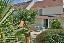 Maison familiale moderne - 6 pièces- 4 chambres dont une de plain pied + dépendance 15m² à Villemoisson-sur-Orge (91)