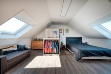 Elégante maison Familiale de 8 pièces 180m² avec Vie de Plain-Pied 6 Chambres - DPE C- Véranda et terrain arboré de 756m² 