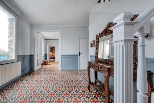 Maison bourgeoise en pierre de meulière 9 pièces - 6 chambres -  Savigny sur Orge (91) 