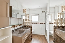 Maison 5 pièces Epinay sur Orge - véranda - sous-sol total - grand garage de 25m² - dépendance dans le  jardin 