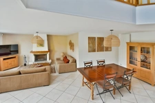 Ballainvilliers - À vendre maison 8 pièces, 3 chambres au RDC +2 chambres au 1er étage - Séjour ouvert sur terrain 810m²