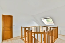 Ballainvilliers - À vendre maison 8 pièces, 3 chambres au RDC +2 chambres au 1er étage - Séjour ouvert sur terrain 810m²