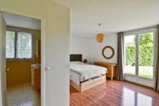 Ballainvilliers - À vendre maison 8 pièces, 3 chambres au RDC +2 chambres au 1er étage - Séjour ouvert sur terrain 810m²