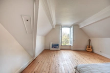 Beautiful 8-room stone house for sale in JUVISY SUR ORGE (Essonne), 20 km from Paris in a sought-after area!
