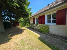 Ballainvilliers - À vendre maison 8 pièces, 3 chambres au RDC +2 chambres au 1er étage - Séjour ouvert sur terrain 810m²