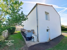 Maison à vendre 8 pièces et annexe avec 2 T2 SAINT ROMANS LES MELLE (79)
