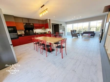 Maison à vendre 8 pièces et annexe avec 2 T2 SAINT ROMANS LES MELLE (79)