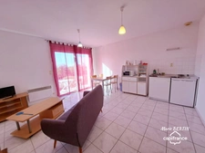 Maison à vendre 8 pièces et annexe avec 2 T2 SAINT ROMANS LES MELLE (79)