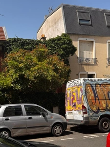 VILLEJUIF – Charmante maison individuelle avec jardin, terrasse et fort potentiel – 86 m² sur 351 m² de terrain