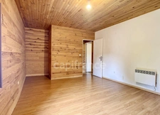 Dpt Drôme (26), à vendre proche de LA TOUCHE maison en pierre P5 mitoyenne, d'environ 110 m² habitables avec cour  