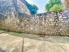 Dpt Drôme (26), à vendre proche de LA TOUCHE maison en pierre P5 mitoyenne, d'environ 110 m² habitables avec cour  