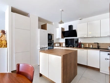 Drme provençale, à MONTELIMAR (26200), à vendre APPARTEMENT CONTEMPORAIN, RÉSIDENCE RÉCENTE ET SÉCURISÉE  avec belle terrasse, garage et place de parking privative aérienne