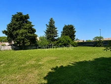 Terrain à vendre  MONTELIMAR OUEST (26) — EXCLUSIVITÉ - Terrain plat à bâtir clos d’environ 950 m² avec viabilité à proximité immédiate