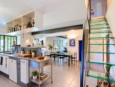 Drôme Provençale, in Suze-la-Rousse – Renovated Provençal farmhouse • 5 bedrooms, 4 bathrooms/shower rooms, 5 toilets • Swimming pool • 2 gîtes • Orchard