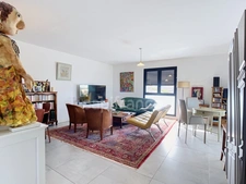 MONTELIMAR SUD - à vendre AppartementMONTÉLIMAR – APPARTEMENT CONTEMPORAIN, RÉSIDENCE RÉCENTE ET SÉCURISÉE  avec belle terrasse, garage et place de parking privative aérienne